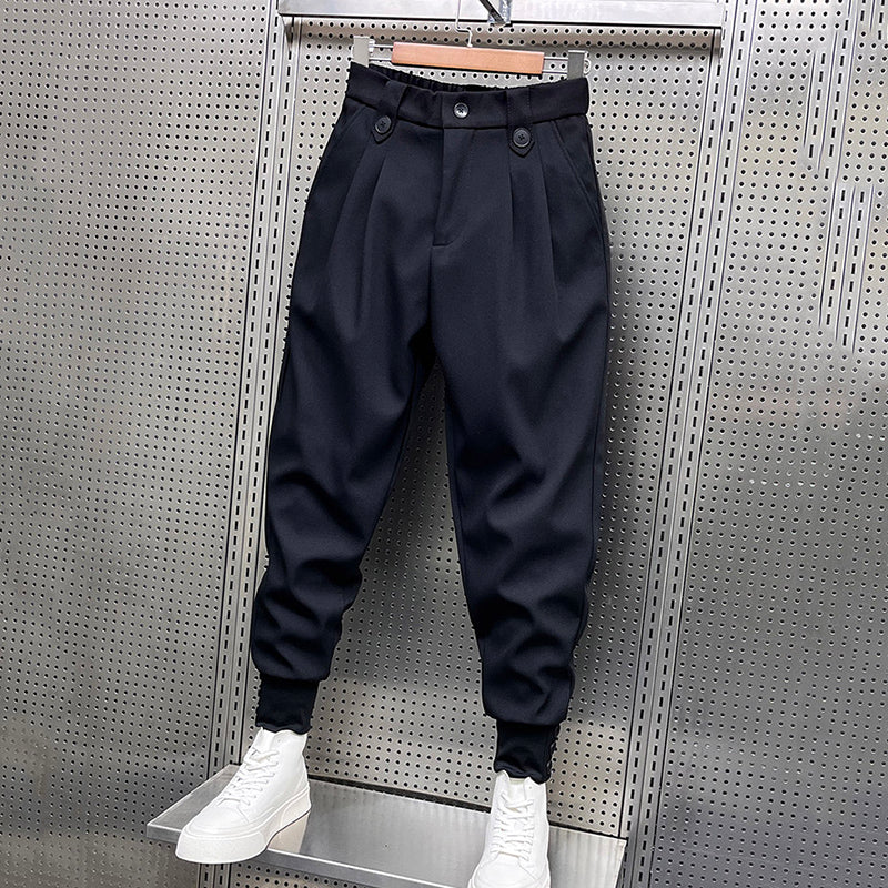 Pantalones CoolAir negros Tejido ligero que favorece la ventilación, evita el calor y mantiene la piel fresca todo el día.