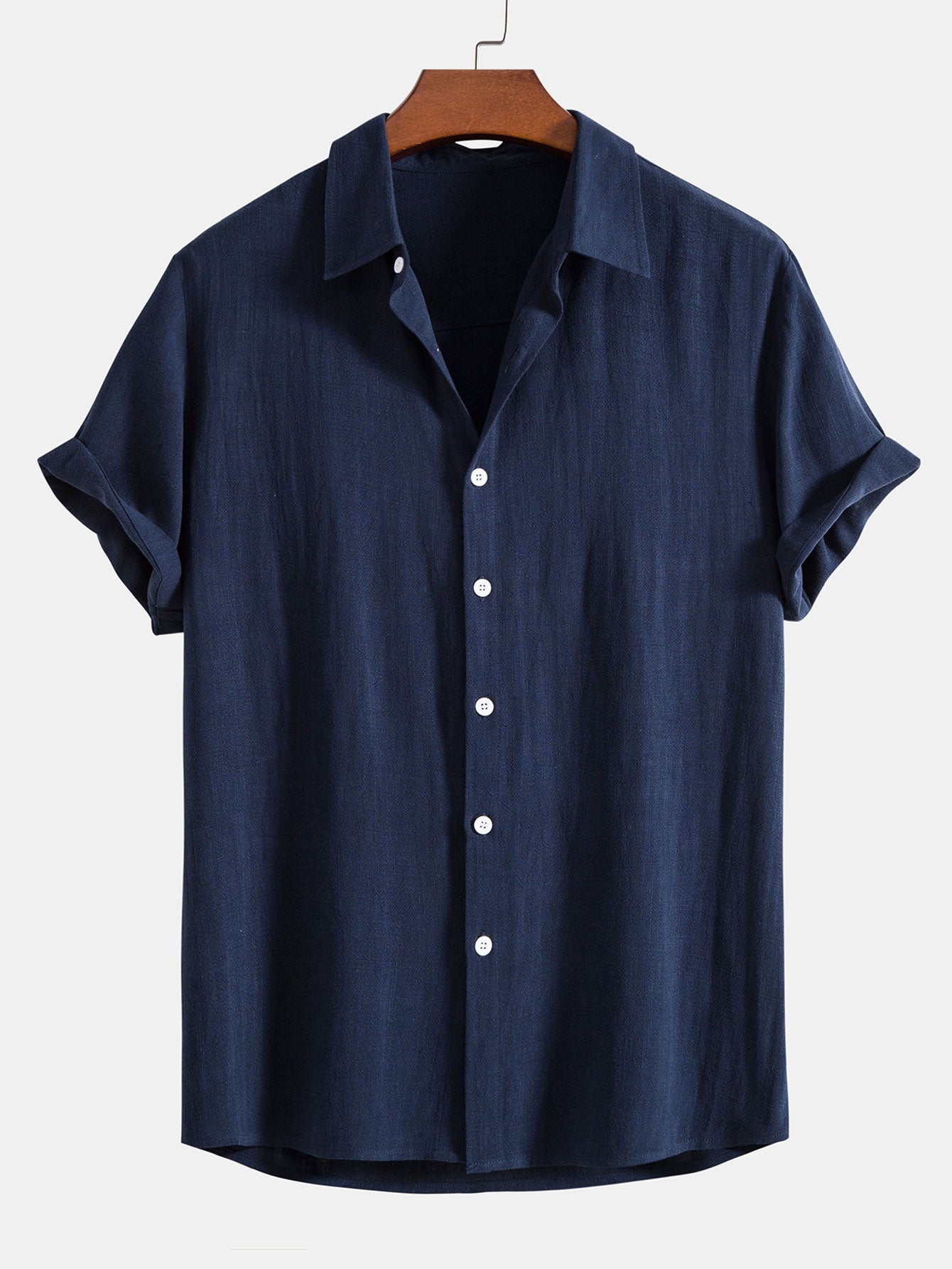Camisa abotonada de mezcla de lino y rayón y pantalones cortos de 5 pulgadas con cordón y textura arrugada.