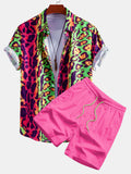 Camisa abotonada con estampado de leopardo colorido y Short corto.