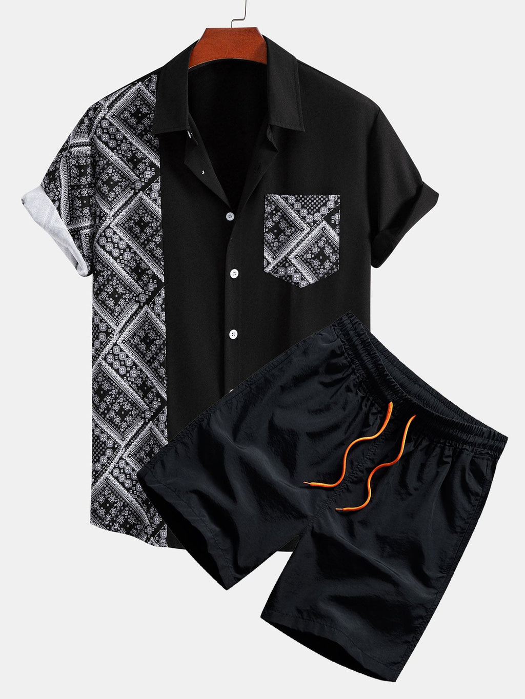Camisa abotonada con estampado paisley y Shorts cortos de baño.