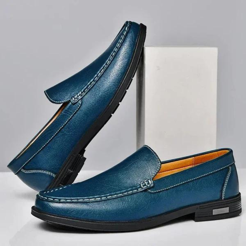 Elegantes mocasines de piel