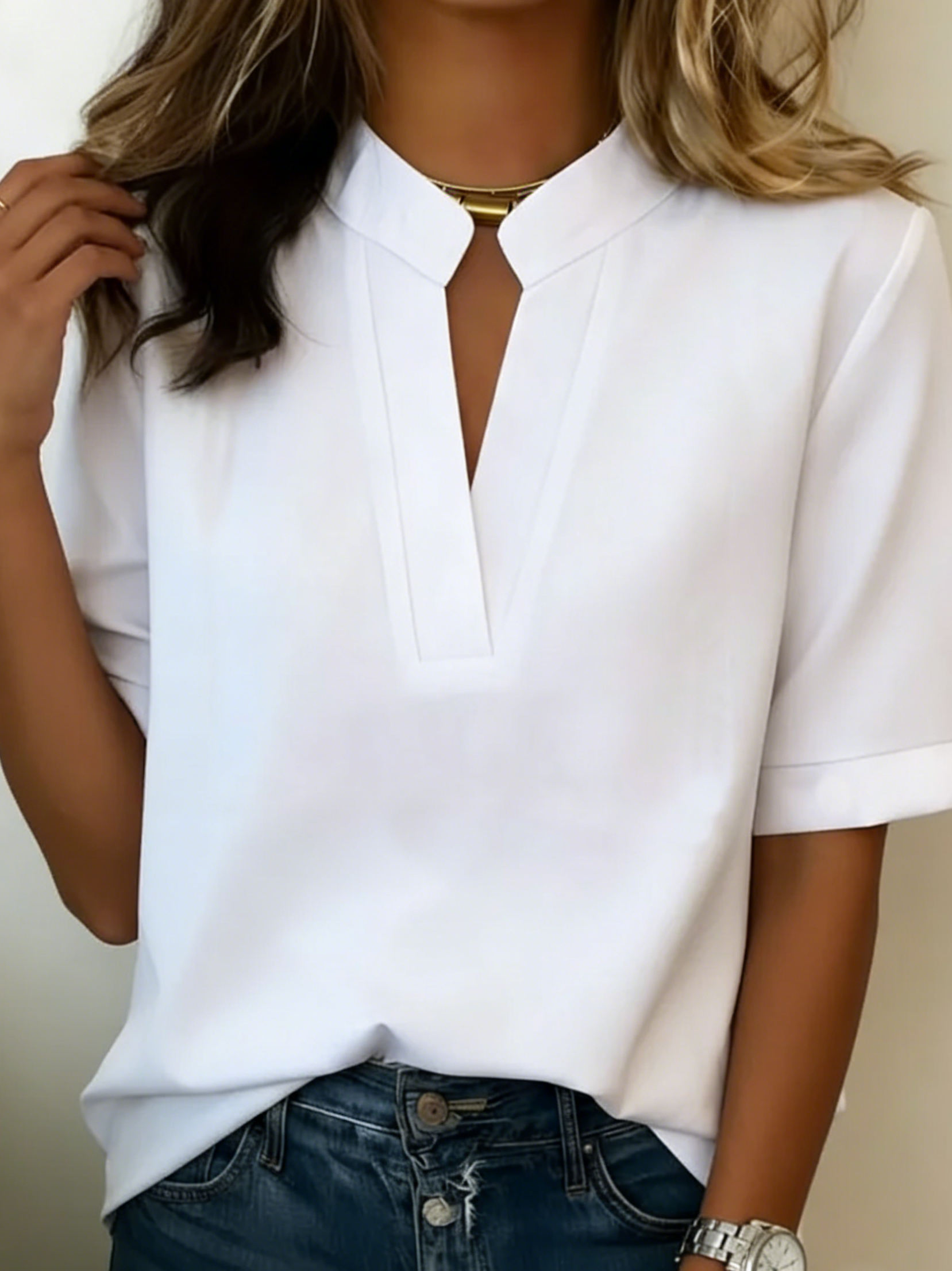 Elise — Blusa elegante con un cuello refinado
