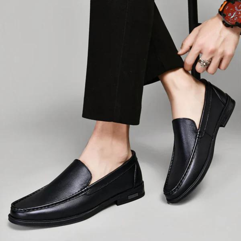 Elegantes mocasines de piel