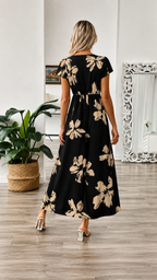 Odessa – elegante vestido de hojas