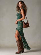 Vestido Elegante look retro largo + Bolso vintage que encaja perfectamente con el outfit