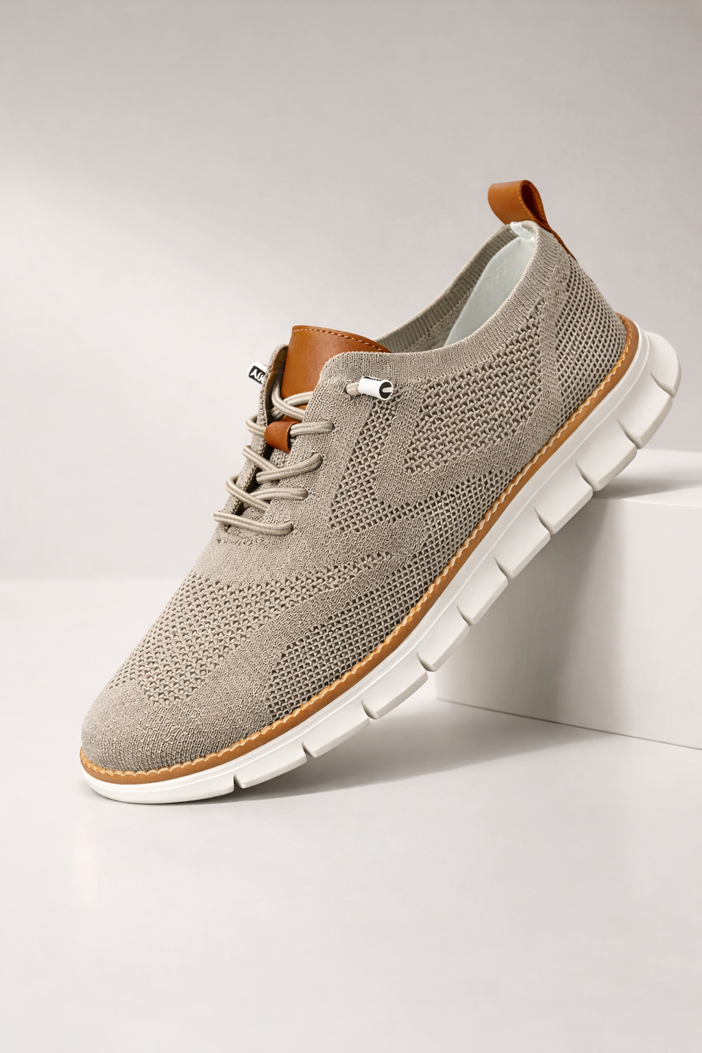 Tenis plantilla nube Leon