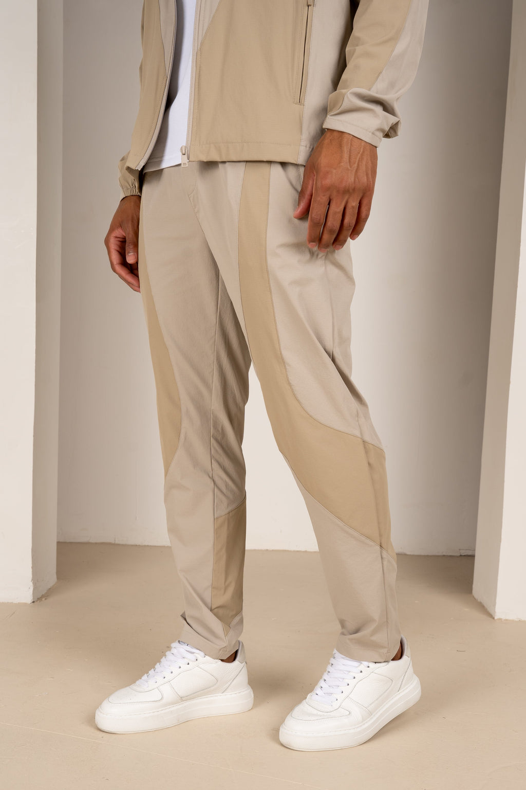 Pantalones Premium Technical V2 con Paneles - Piedra