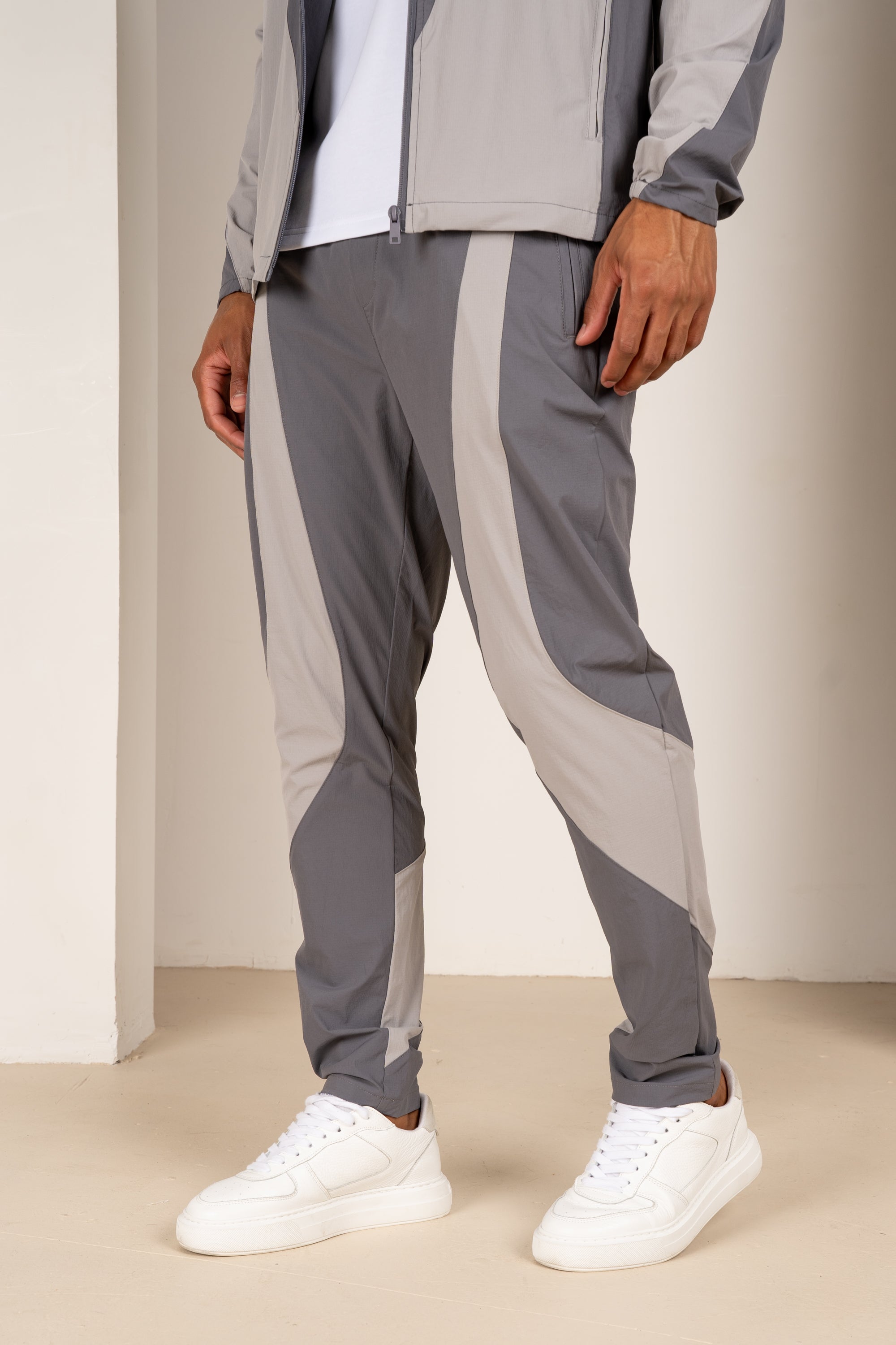 Pantalones Premium Technical V2 con paneles - Gris