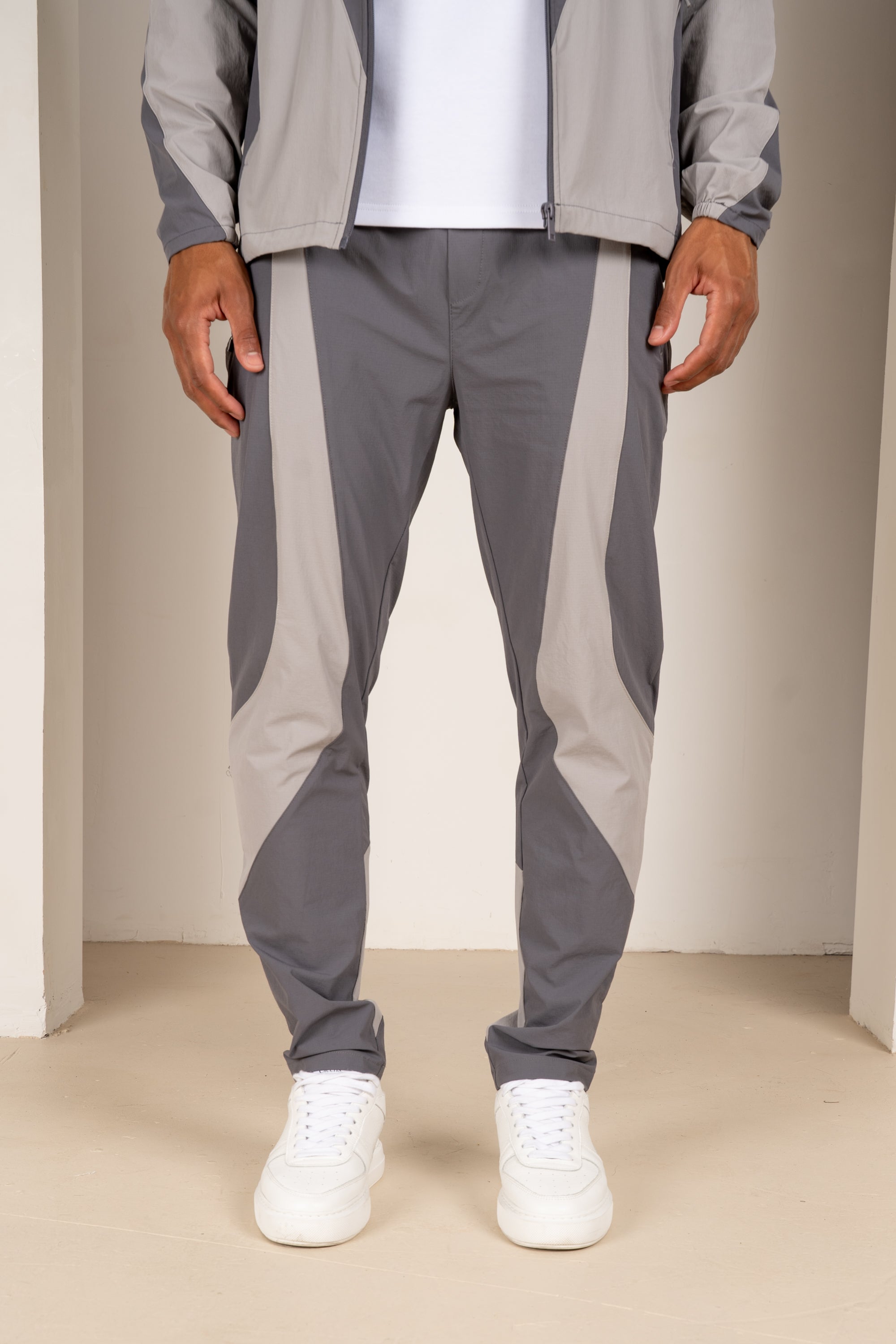 Pantalones Premium Technical V2 con paneles - Gris