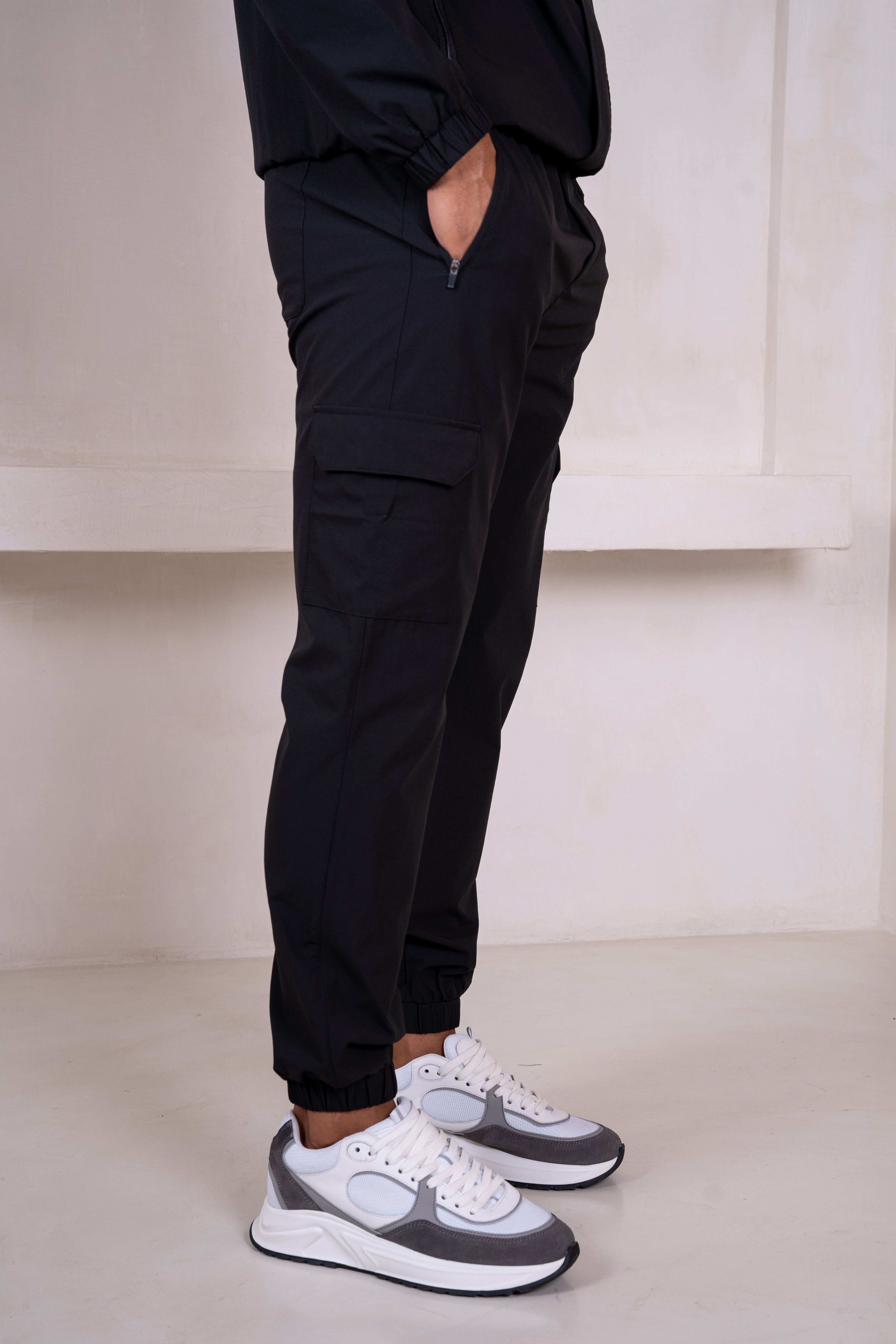 Technical V3 Cargo Pants - Black