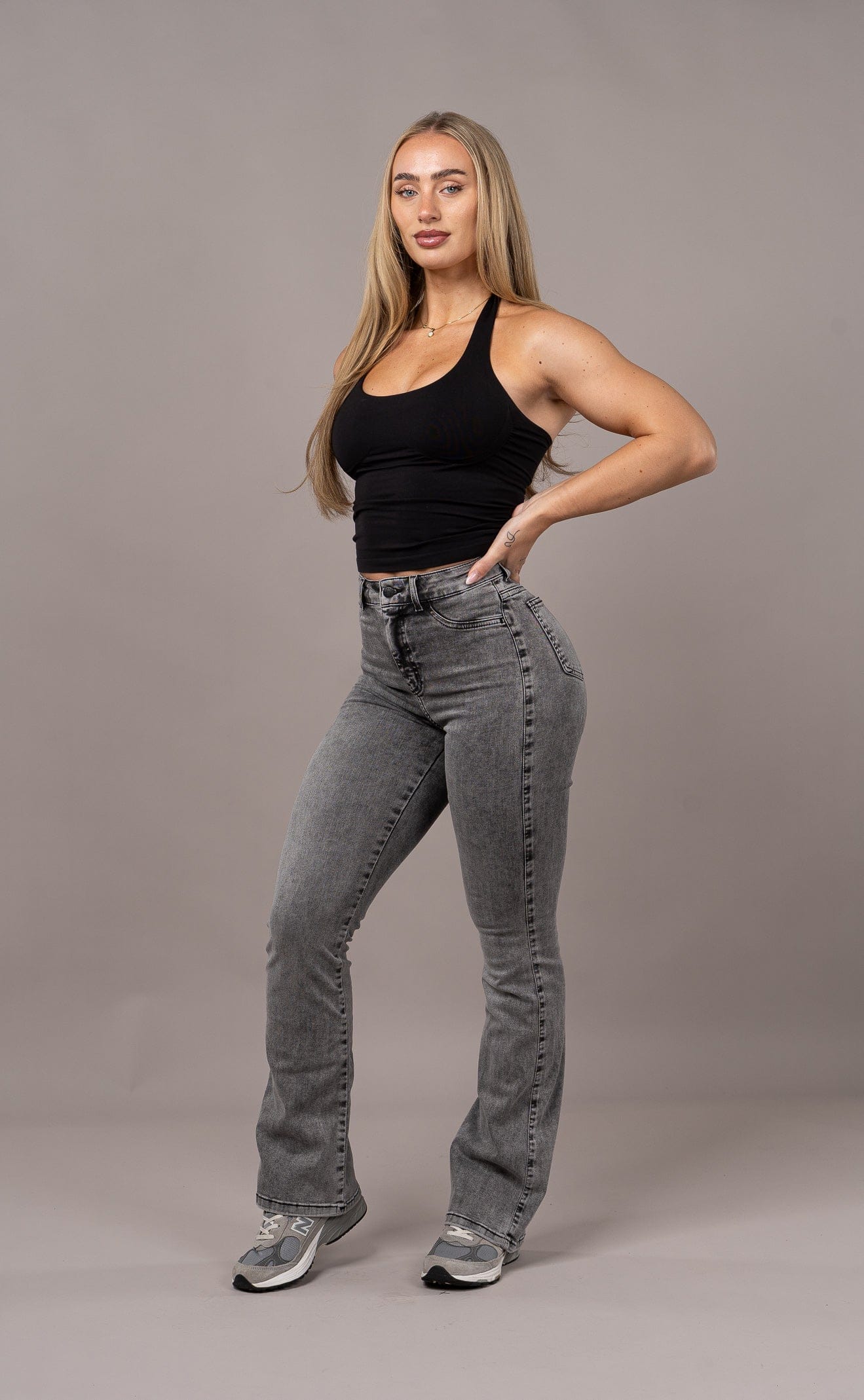 Womens Flared Fitjeans - Heavy Washed Grey