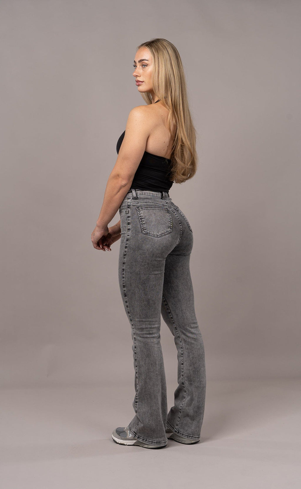 Womens Flared Fitjeans - Heavy Washed Grey