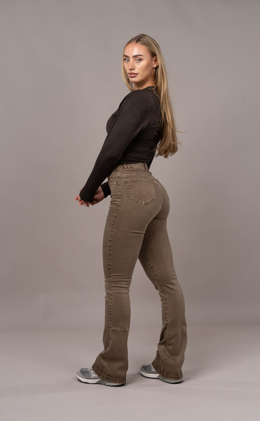 Womens Pastel Flared Fitjeans - Brown