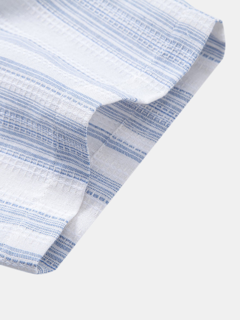 Camisa abotonada de lino a rayas y pantalones cortos de 5" con cordón y textura arrugada