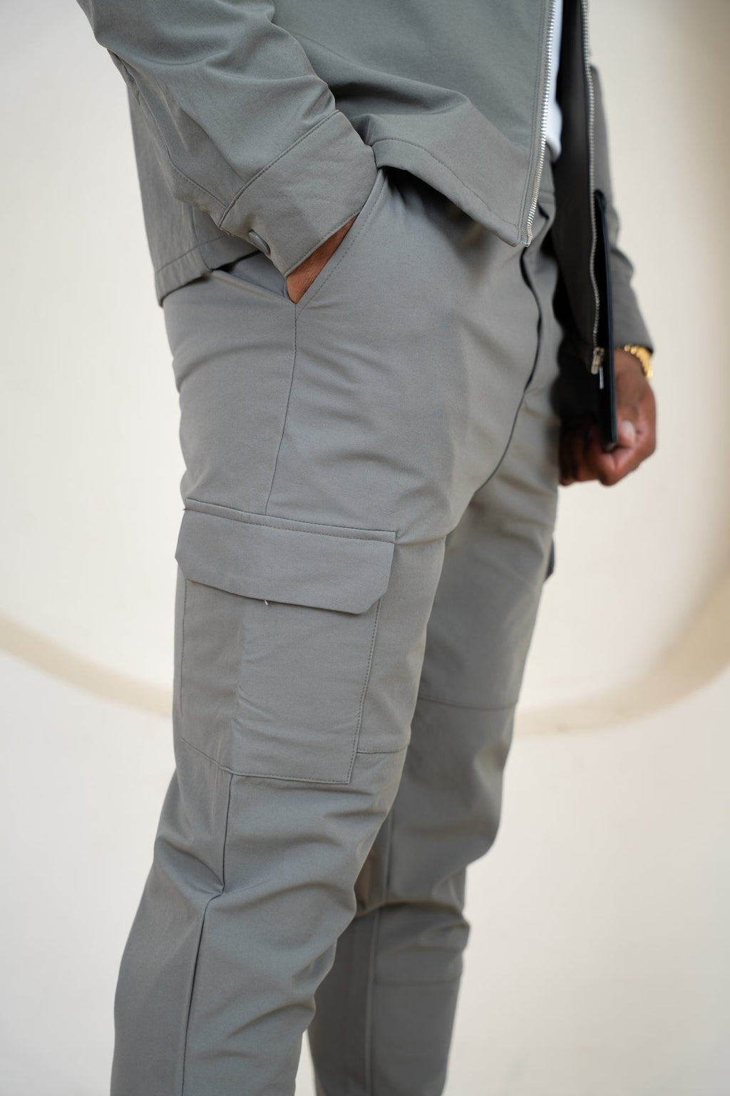 Premium Detail Cargo Pants V2 - Taupe