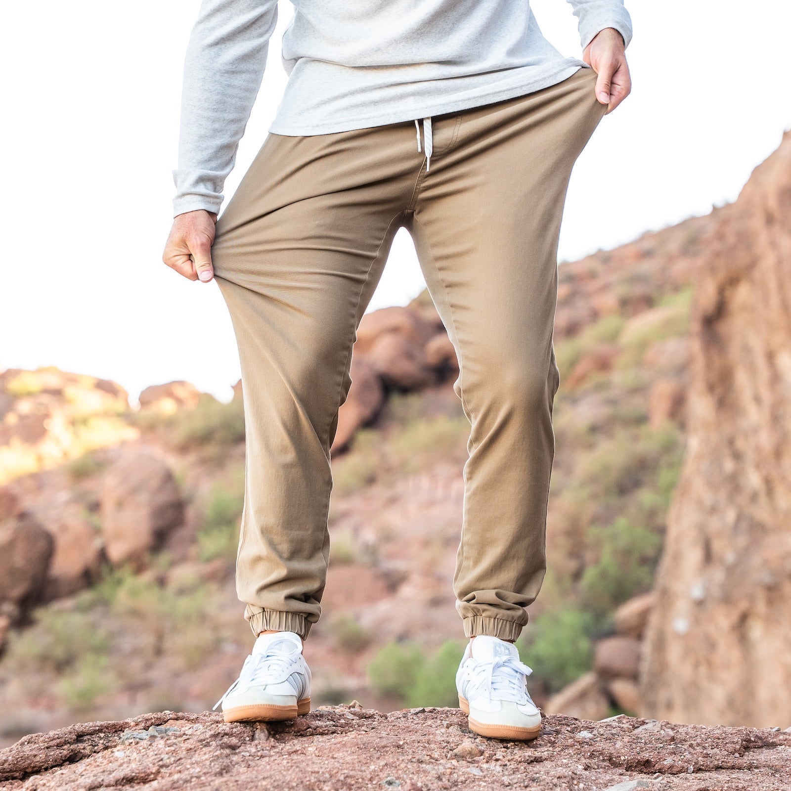 Jogger deportivo Brillare (elástico informal) - Gobi