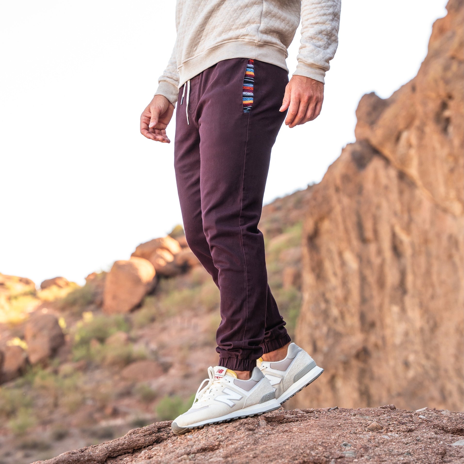 Jogger deportivo Brillare (elástico informal) - Merlot