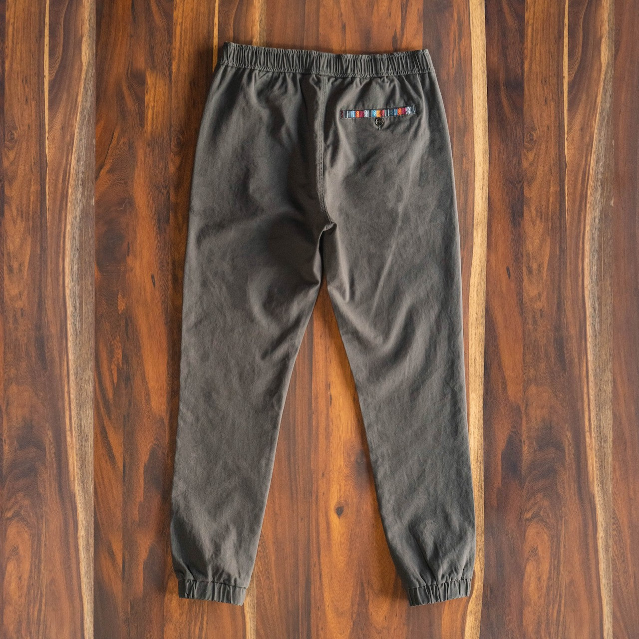 Jogger deportivo Brillare (elástico informal) - Charcoal