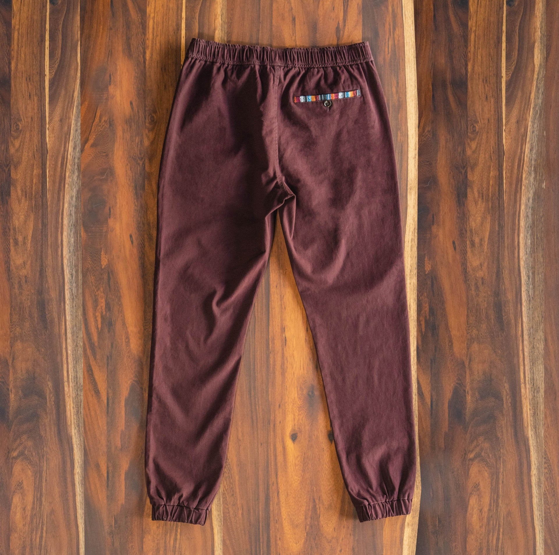 Jogger deportivo Brillare (elástico informal) - Merlot