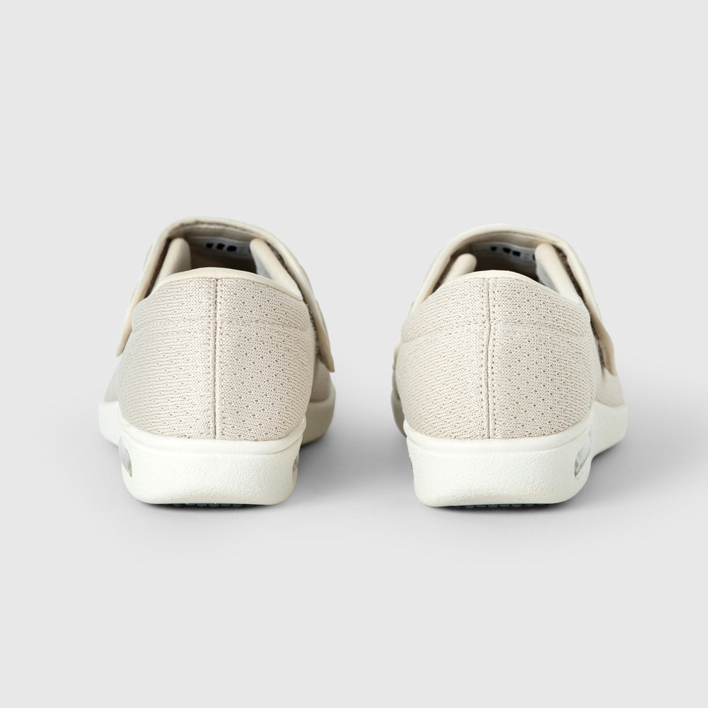 Zapatos Horma Ancha Chloe Beige
