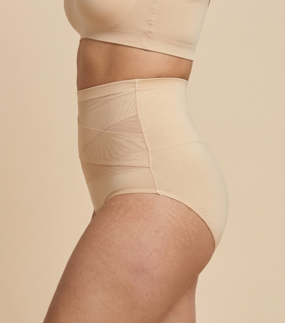 Pack x4 Panties con control de abdomen y moldeador de cintura.
